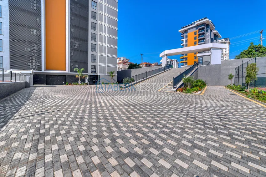 Finished one-bedroom apartment in a comfortable complex — Alanya, Avsallar district 8 