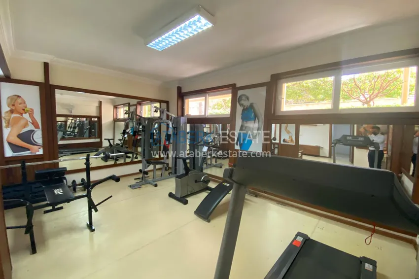 Apartment 1+1 with furniture on the street 25 meters — the center of Alanya, just 300 meters from the sea 10 