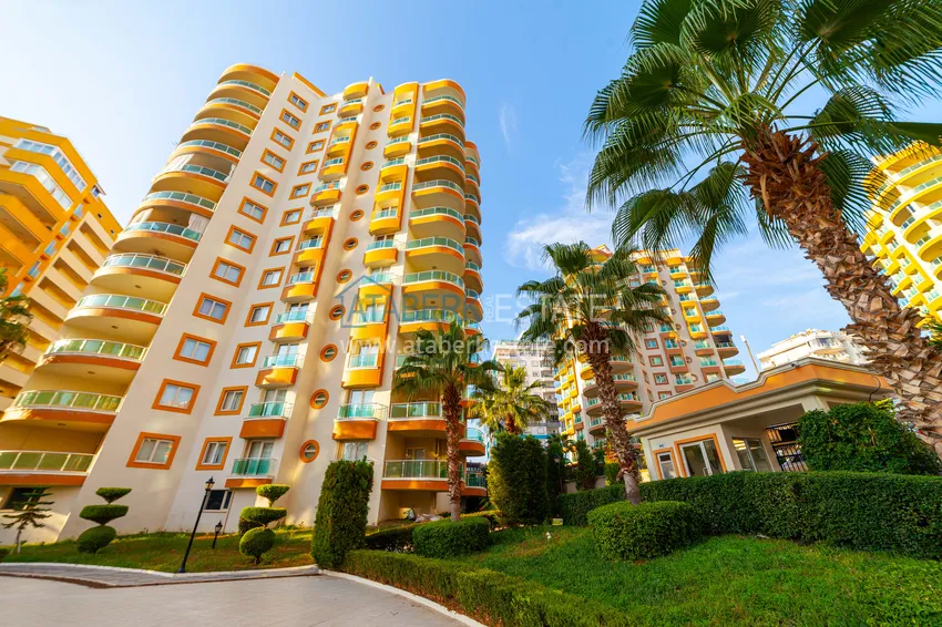 Apartment 1+1 with furniture, sea view and glazed balcony - Alanya, Mahmutlar district 9 