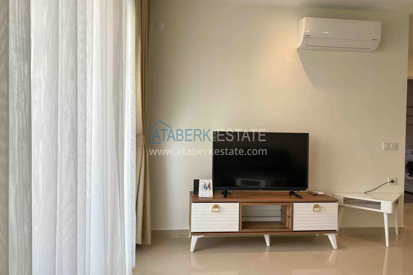 Purchase  Turnkey 1+1 apartment with a glazed balcony in a complex with a private beach — Avsallar, Alanya 9 
