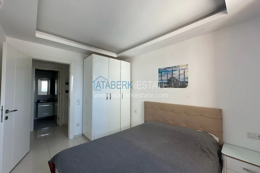 Purchase  1+1 apartment with furniture and sea view in the center of Alanya - Cleopatra beach area  9 