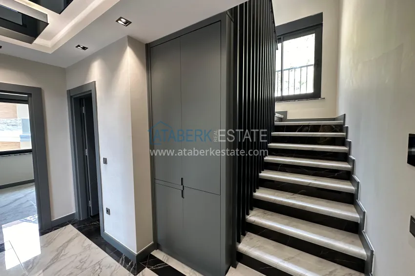 Purchase Luxurious penthouse duplex with panoramic views in a prestigious complex — Tepe, Alanya Center 4