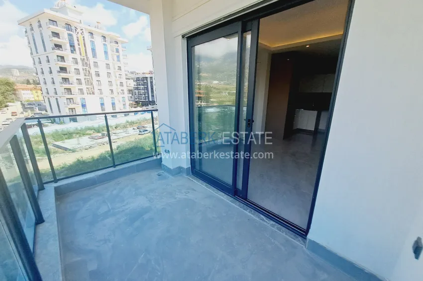 Purchase 1+1 apartment in Alanya, Mahmutlar district, with a fine finish 9 