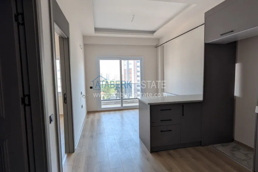 Purchase Apartment 1+1 with sea view just 300 meters from the sea - Mersin, Tomuk district 4