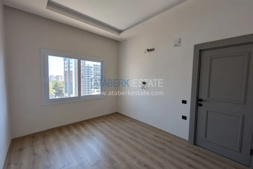 Purchase Apartment 1+1 with sea view just 300 meters from the sea - Mersin, Tomuk district 9