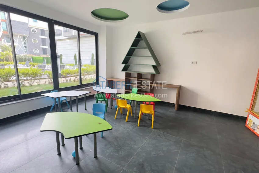 Apartment 1+1 with finishing in the prestigious neighborhood of Oba 10