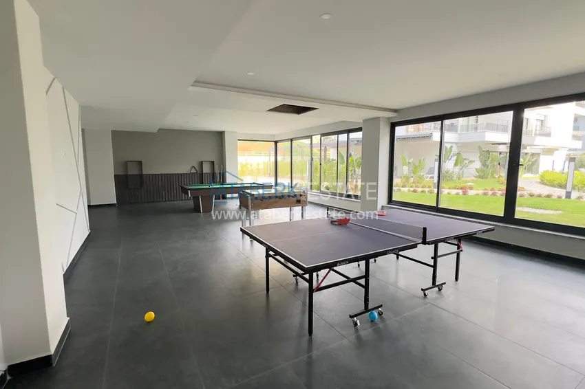 Apartment 1+1 with finishing in the prestigious neighborhood of Oba 12