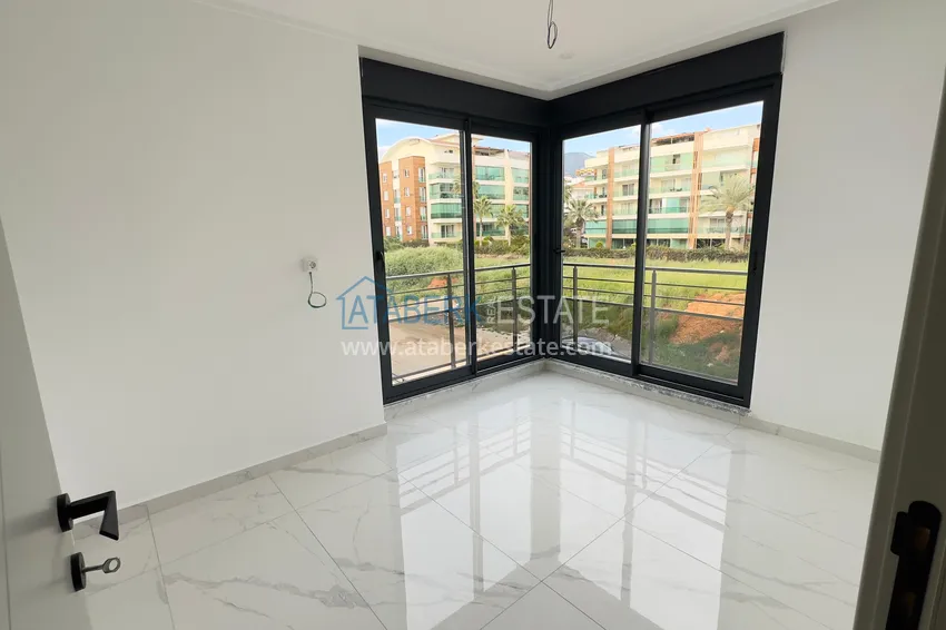 Purchase Apartment 1+1 with finishing in the prestigious neighborhood of Oba 3