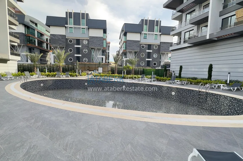 Apartment 1+1 with finishing in the prestigious neighborhood of Oba 4