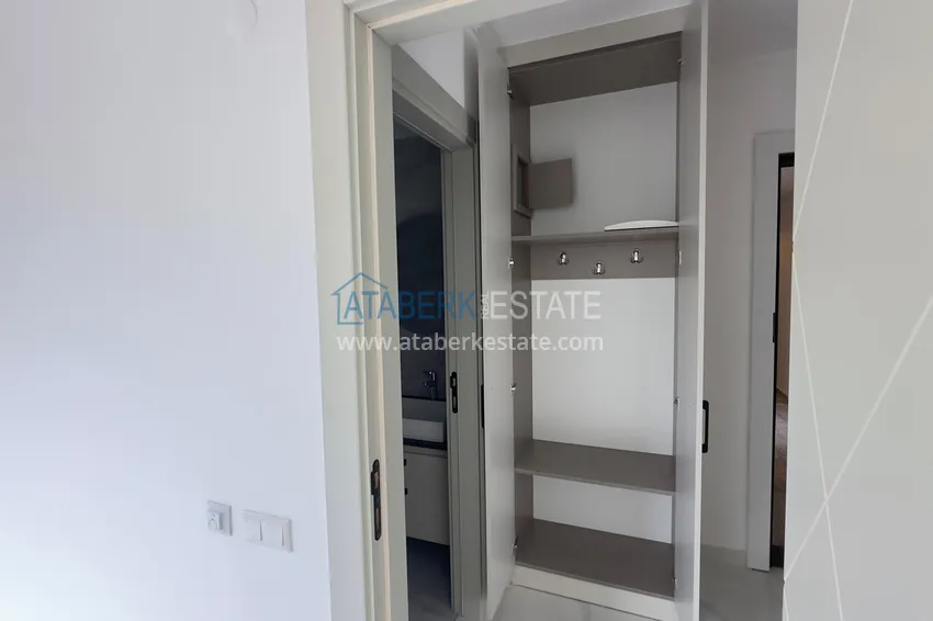 Purchase Apartment 1+1 with finishing in the prestigious neighborhood of Oba 5