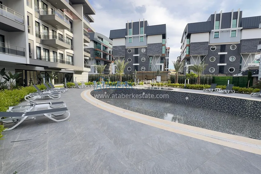 Apartment 1+1 with finishing in the prestigious neighborhood of Oba 5