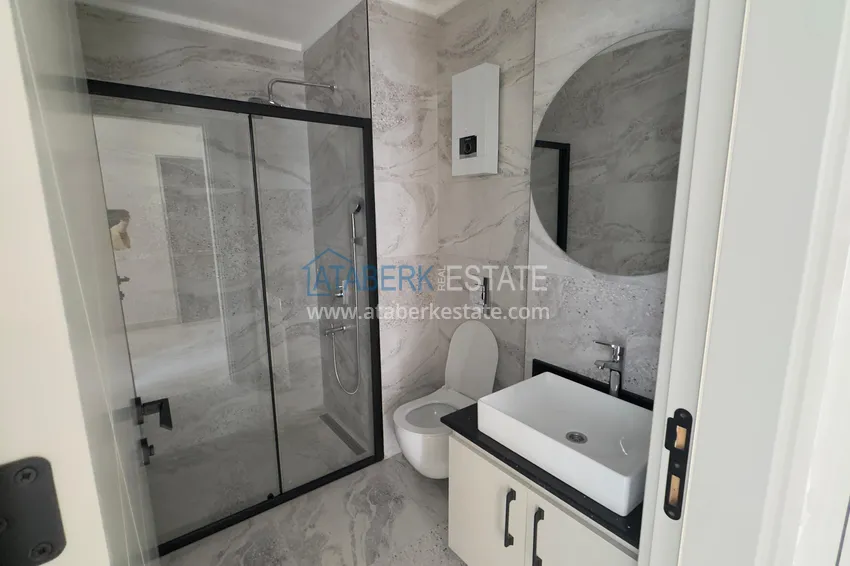 Purchase Apartment 1+1 with finishing in the prestigious neighborhood of Oba 6