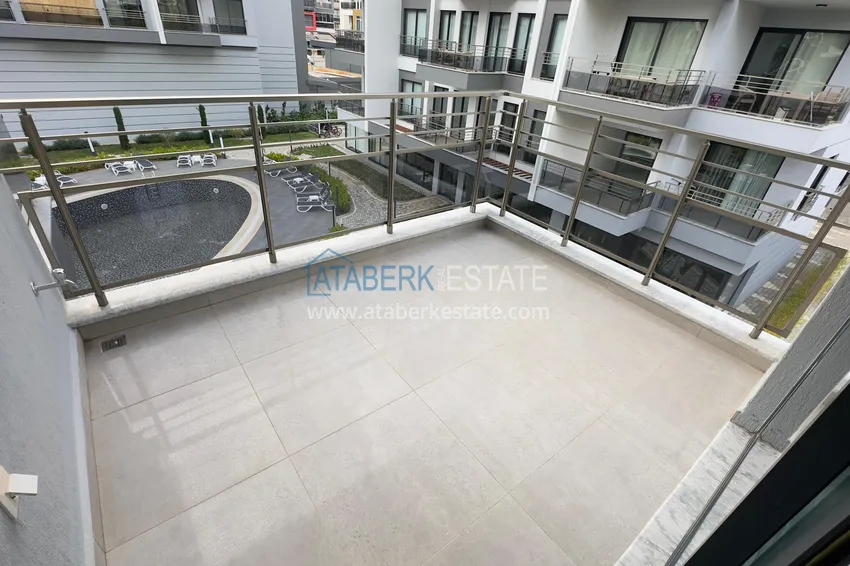 Purchase Apartment 1+1 with finishing in the prestigious neighborhood of Oba 7