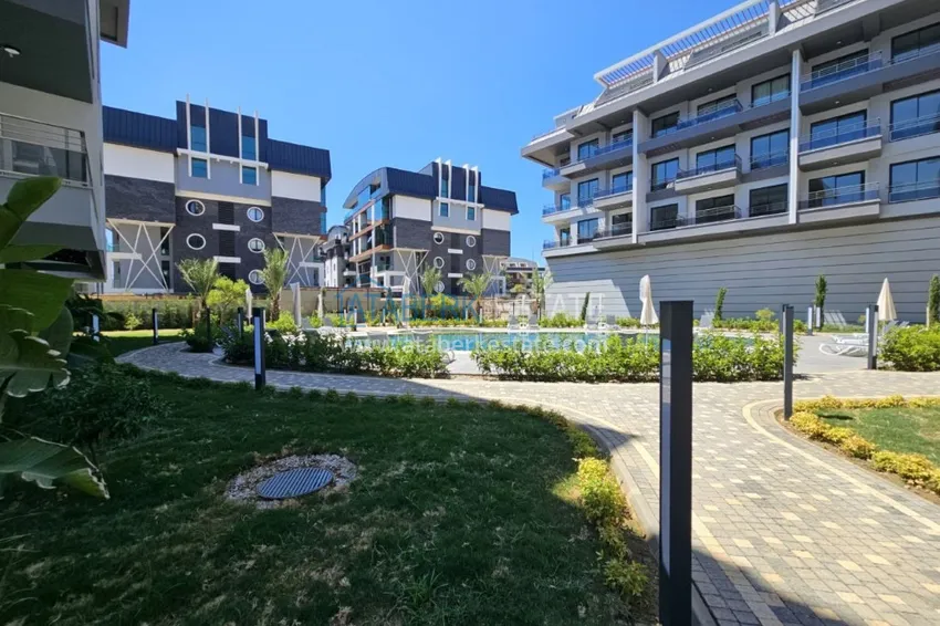 Apartment 1+1 in Oba neighborhood - prime real estate in Alanya 5 