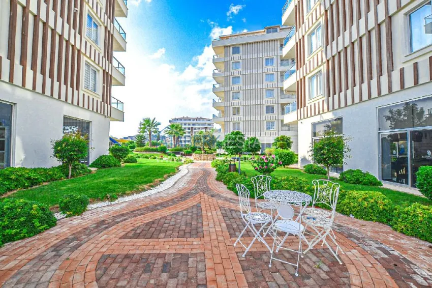 Apartment 2+1 furnished from owner in complex with private beach - Demirtas, Alanya 11 