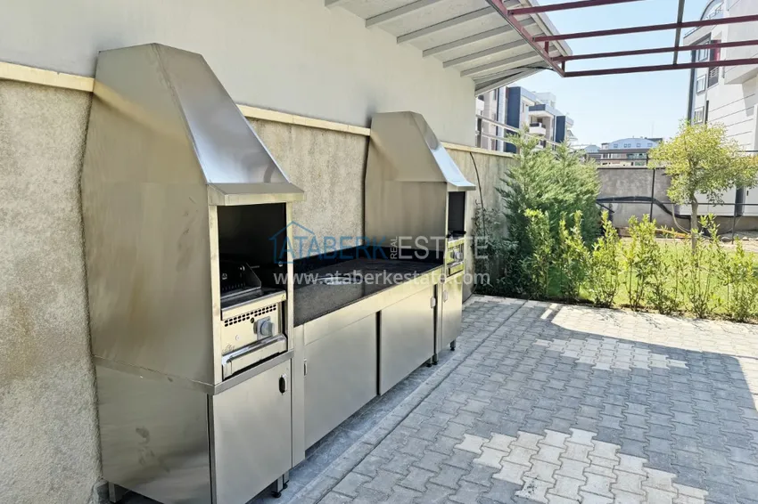 Apartment 1+1 in Oba neighborhood - prime real estate in Alanya 8 