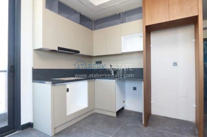 Purchase Modern 1+1 apartment with panoramic views in the heart of Mahmutlar - just 120 meters from the beach. 4 