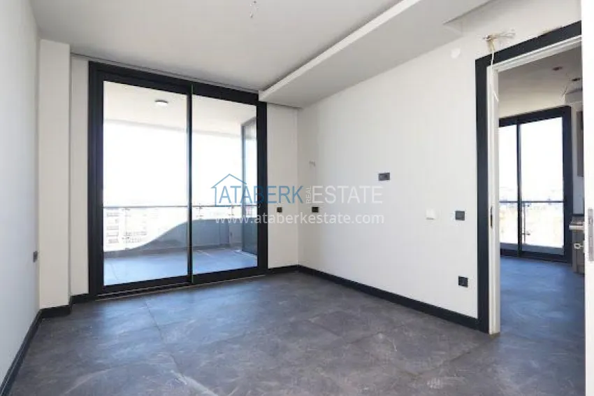 Purchase Modern 1+1 apartment with panoramic views in the heart of Mahmutlar - just 120 meters from the beach. 6 