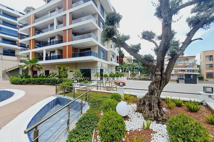 Penthouse 3+1 duplex in the center of Alanya - real estate for citizenship 6 
