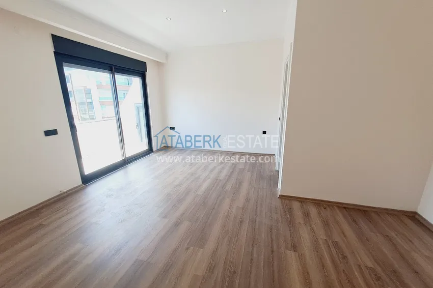 Purchase  Penthouse 3+1 duplex in the center of Alanya - real estate for citizenship 8 