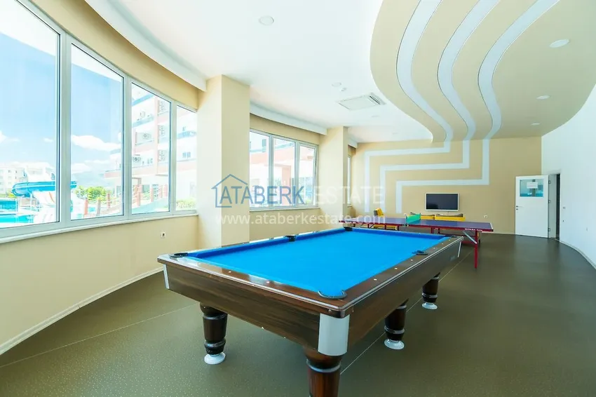 1+1 apartment with furniture and mountain views in a luxury complex — Alanya, Mahmutlar 13 