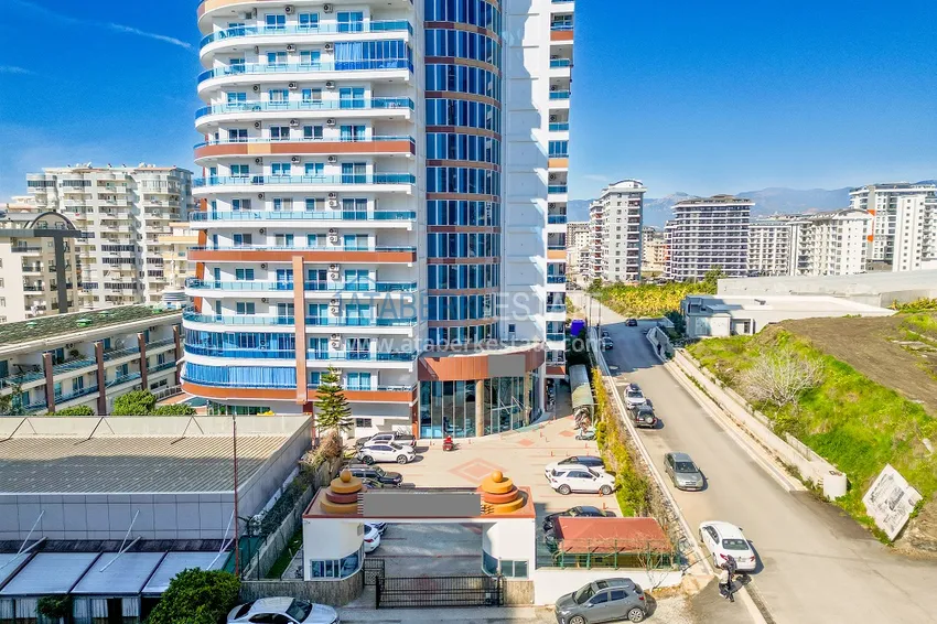 1+1 apartment with furniture and mountain views in a luxury complex — Alanya, Mahmutlar 6 