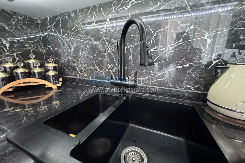 Purchase Penthouse 2+1 furnished with mountain view in Alanya, Mahmutlar district 3 