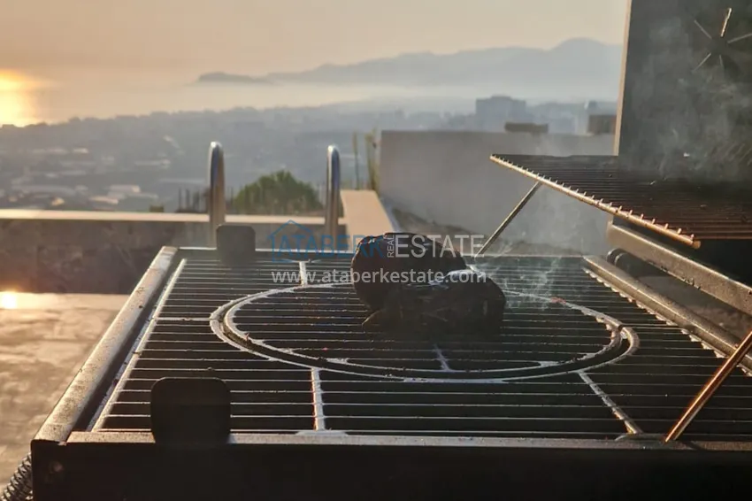 Purchase  View three-storey furnished villa in Kargycak, Alanya - suitable for citizenship 17 