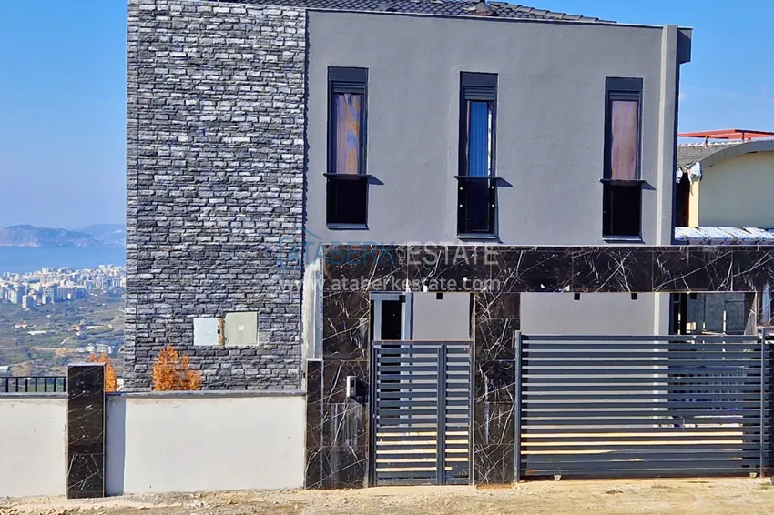 View three-storey furnished villa in Kargycak, Alanya - suitable for citizenship 1 