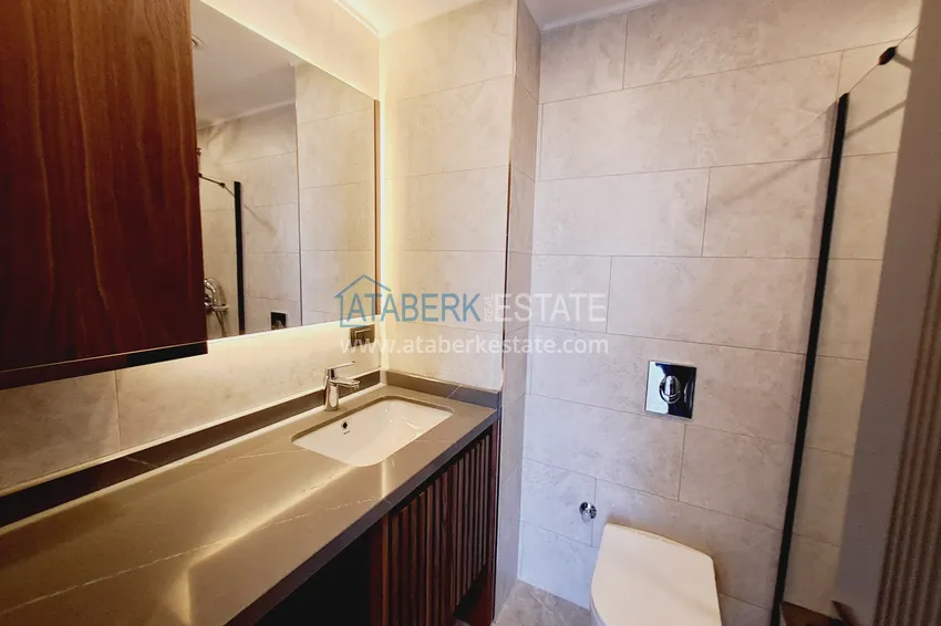 Purchase  Primary property - 2+1 apartment in a premium complex, Alanya Tosmur district 12 