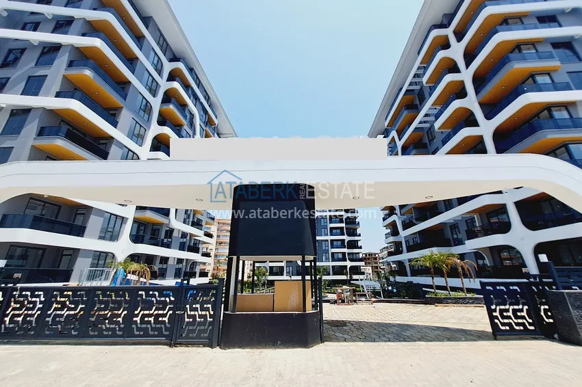 Primary property - 2+1 apartment in a premium complex, Alanya Tosmur district 5 