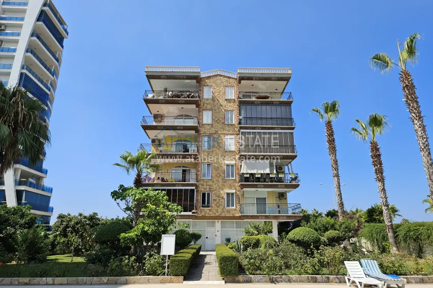 Two-bedroom apartment with furniture and sea view - first coastal apartment, Kestel Alanya 11 