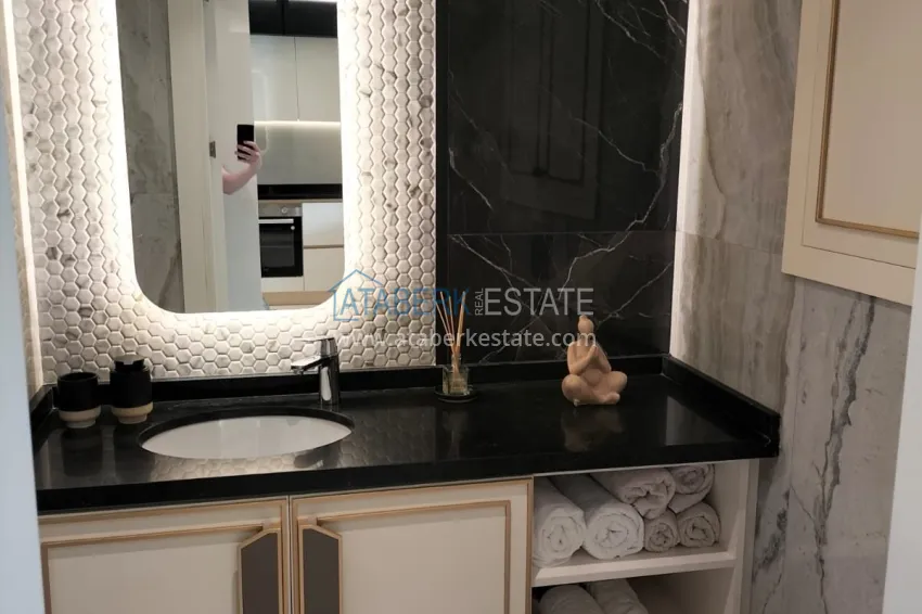 Purchase One bedroom apartment for rent in the center of Alanya — 600 meters to beach No. 4 13 