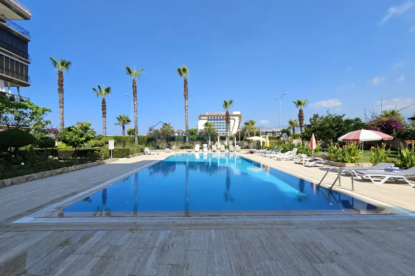Two-bedroom apartment with furniture and sea view - first coastal apartment, Kestel Alanya 8 