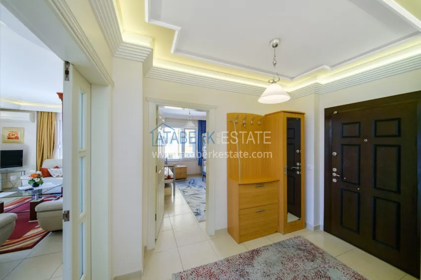 Purchase Turnkey three-room apartment in the center of Alanya - suitable for a residence permit 1 