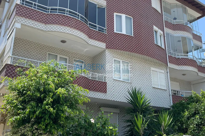 Apartment 2+1 with furniture, suitable for a residence permit — Alanya center, Cleopatra beach area 5 