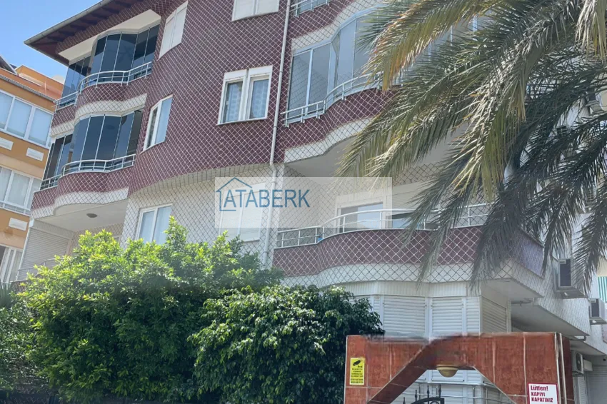 Apartment 2+1 with furniture, suitable for a residence permit — Alanya center, Cleopatra beach area 6 