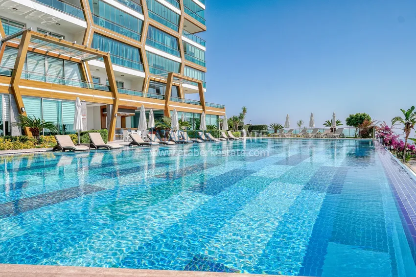 Furnished apartment with sea view 50 meters from the beach — Kargicak, Alanya 4 