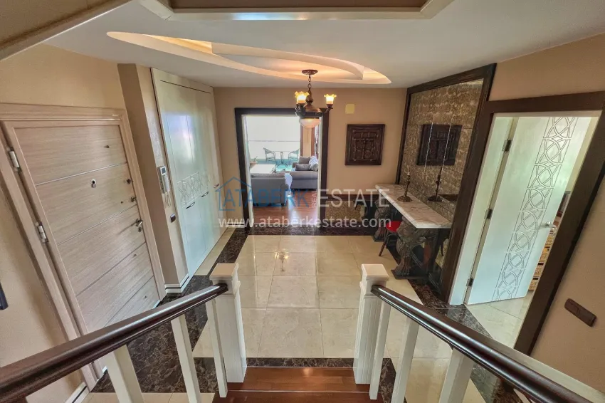 Purchase Panoramic 5+1 duplex with separate kitchen in the center of Alanya, Bektash - suitable for citizenship 19 