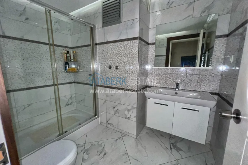 Purchase Panoramic 5+1 duplex with separate kitchen in the center of Alanya, Bektash - suitable for citizenship 21 