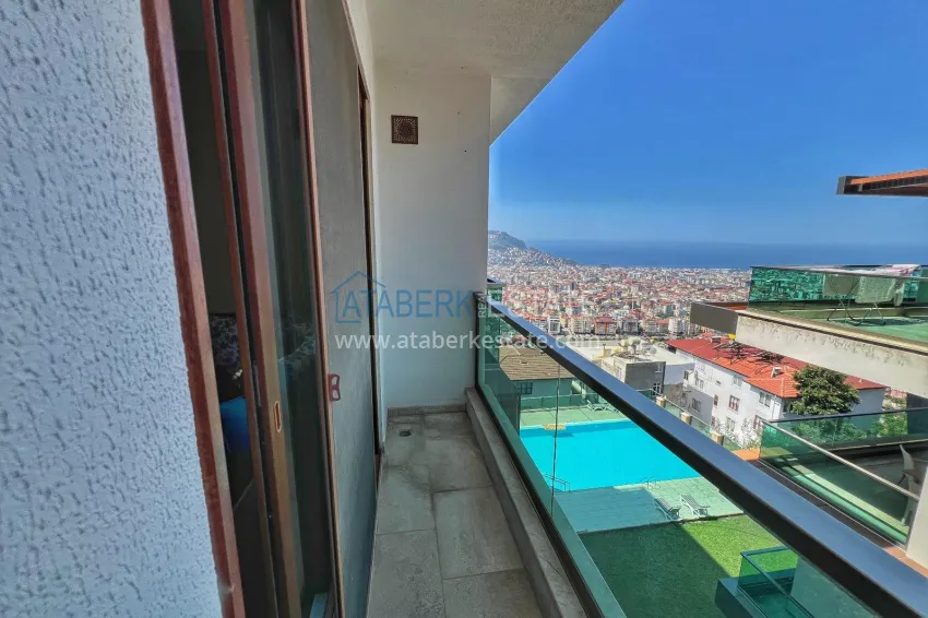 Purchase Panoramic 5+1 duplex with separate kitchen in the center of Alanya, Bektash - suitable for citizenship 29 