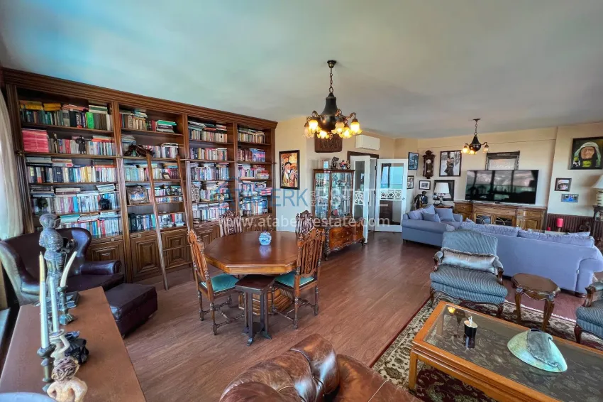 Purchase Panoramic 5+1 duplex with separate kitchen in the center of Alanya, Bektash - suitable for citizenship 4 