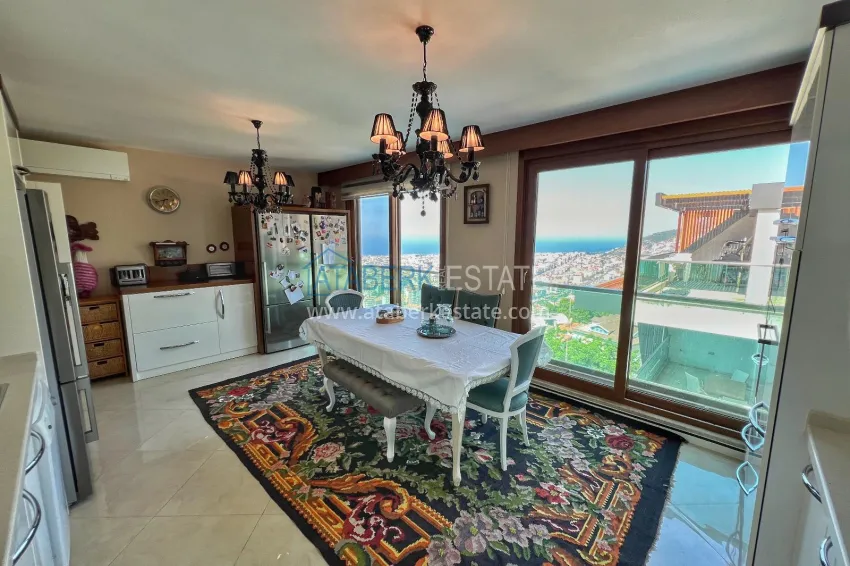Purchase Panoramic 5+1 duplex with separate kitchen in the center of Alanya, Bektash - suitable for citizenship 9 