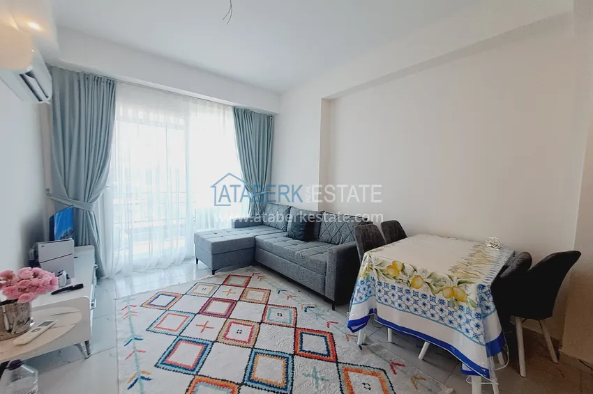 Purchase  One-bedroom apartment in a comfort class residence in the resort area of Alanya, Avsallar 2 