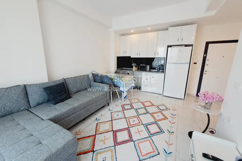 Purchase  One-bedroom apartment in a comfort class residence in the resort area of Alanya, Avsallar 3 