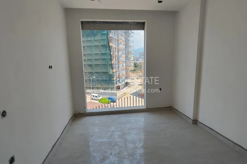 Purchase 1+1 apartment in a premium complex at the final stage of construction — Tosmur district, Alanya 1 