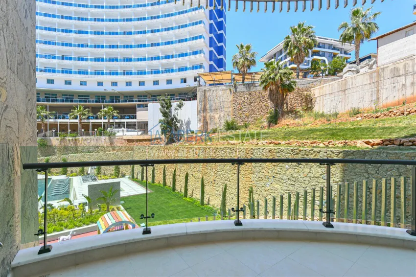 Purchase  1+1 apartment with high-quality finishes in a premium complex — Tosmur, Alanya 10 