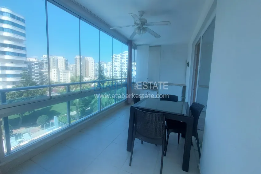 Purchase  Apartment 2+1 with furniture and two glazed balconies 450 meters from the sea - Mahmutlar 12 