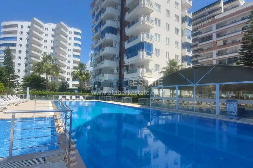 Apartment 2+1 with furniture and two glazed balconies 450 meters from the sea - Mahmutlar 3 