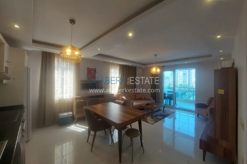 Purchase  Apartment 2+1 with furniture and two glazed balconies 450 meters from the sea - Mahmutlar 4 